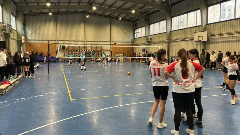 10.02.2026 Turneul ONSS– Volei Liceal Sibiu 🔥 Astăzi a început Turneul Județean ONSS, organizat de Inspectoratul Școlar Județean Sibiu