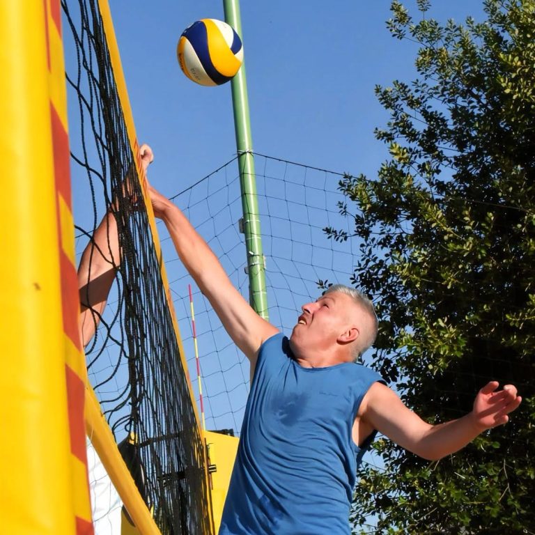 5.08.2026Ultimul meci de la Sibiu Beach Volley Youth Days nu era în program. L-au cerut părinții.