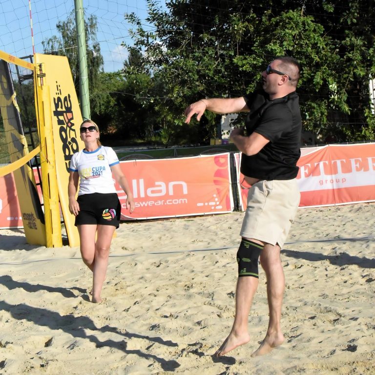 5.08.2026Ultimul meci de la Sibiu Beach Volley Youth Days nu era în program. L-au cerut părinții.