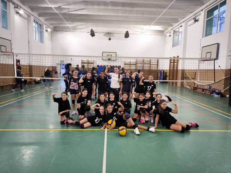 1.10.2026Champions Sibiu U13 C pornește spre Alba Iulia cu o echipă formată din fete născute între 2016 și 2018